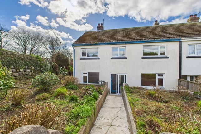 4 / 5 Bedroom Semi-Detached House For Sale