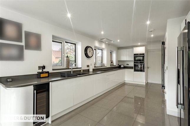 12, Saw Mill Way, Greater Manchester photo 3