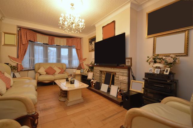 Bungalow for sale in Leigh Avenue, Ilford