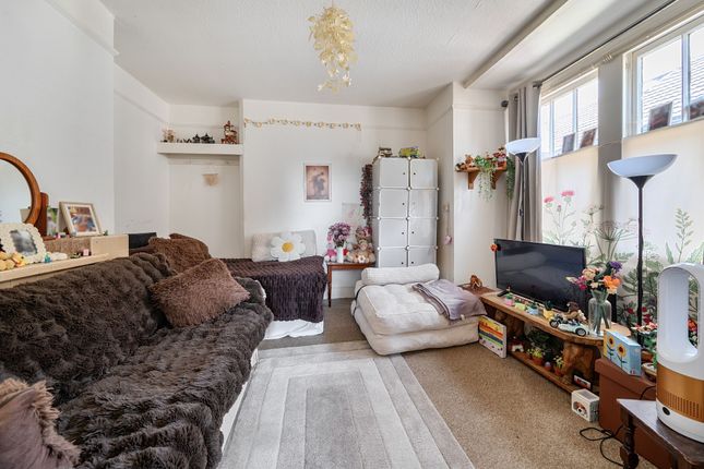 56 Hill Road, Chelmsford photo 4