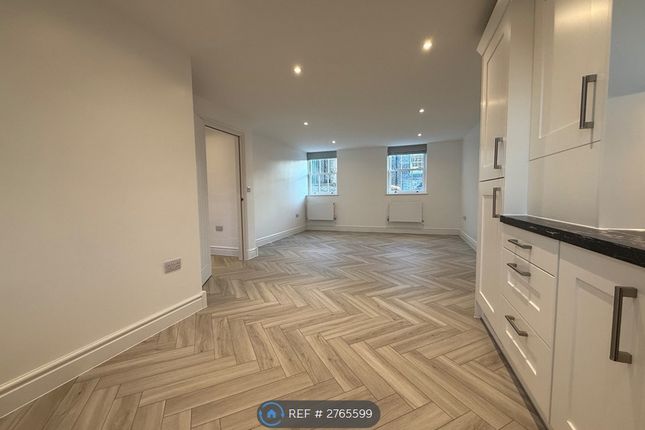 Flat, Gertrude Court Church Street, Biggleswade photo 5