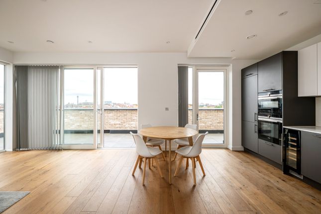 3-bed flat on 48, 3, Fisherton Street, St Johns Wood, £1,200,000
