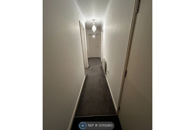 Charnley Drive, Leeds photo 3