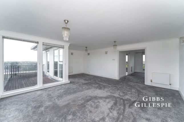 Flat 90, Kings Lodge,, Pembroke Road, Ruislip photo 4