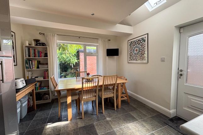 18, Whitehaven Gardens, Didsbury photo 4