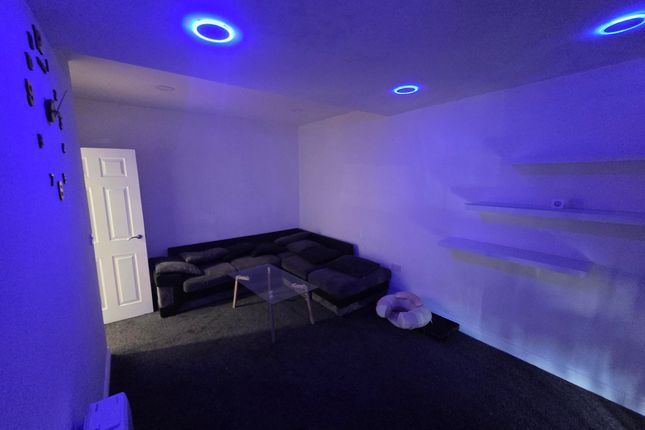 Flat 22, Hinckley photo 5