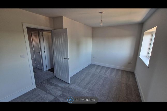 Blackburn Court, Coningsby, Lincoln photo 2