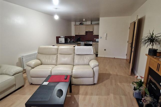 79, Carisbrooke Road, Leeds photo 3