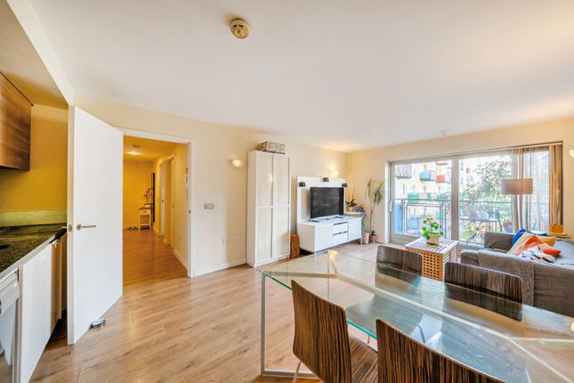 87 Metcalfe Court,, John Harrison Way, Greenwich Peninsula photo 2
