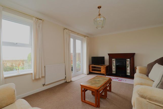 14, Manor Park, Pawlett photo 3
