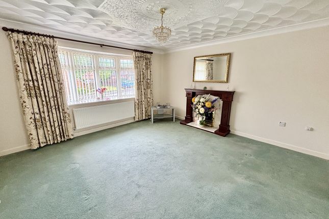 12, Ffordd Brynheulog, Swansea photo 3