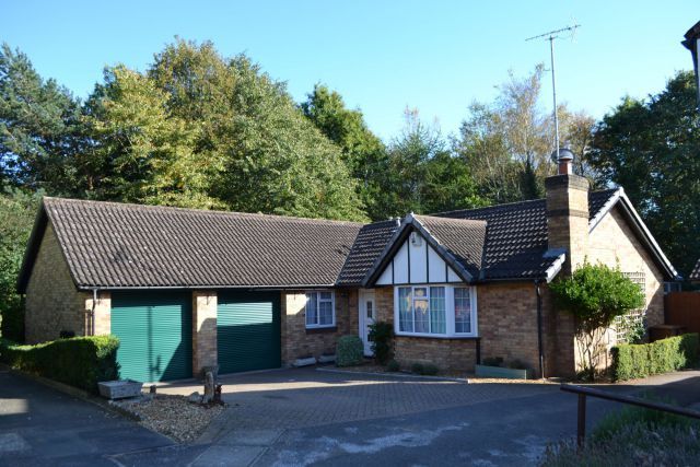 3 Bed Detached Bungalow For Sale In Barn Owl Close East Hunsbury
