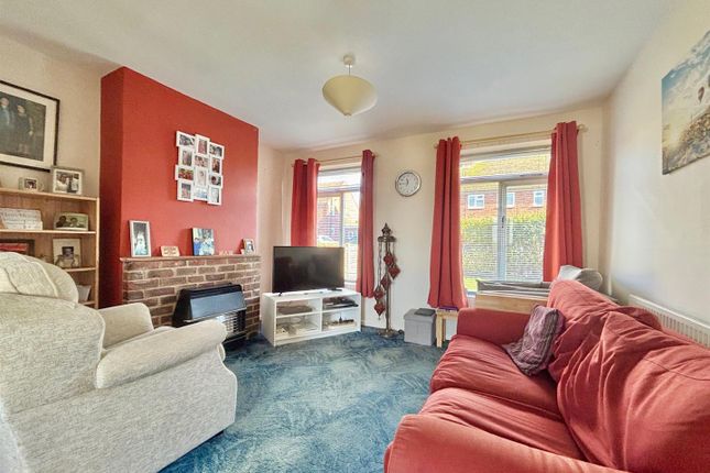 21, Hillfield Road, Sevenoaks photo 2