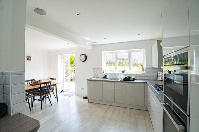 39, The Suttons, St. Leonards-On-Sea photo 3
