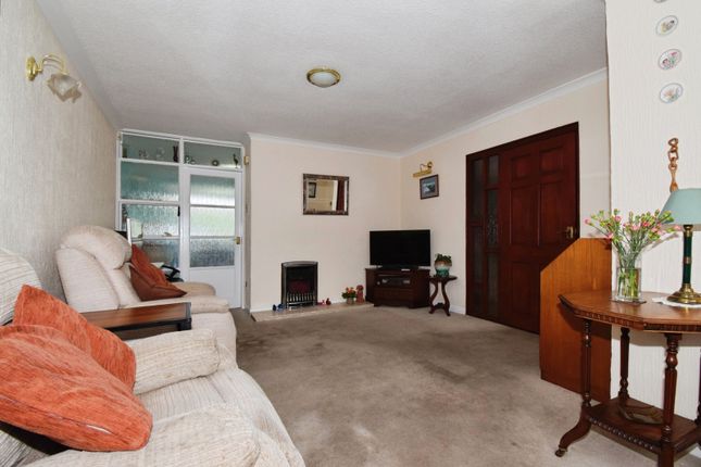 51, Blenheim Road, Leicester photo 4