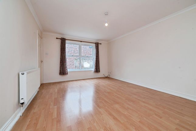 2, Lord Roberts Road, Beverley photo 3