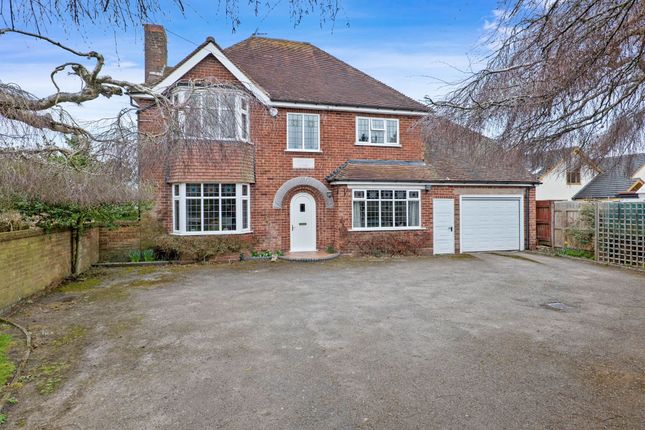 Detached house for sale in Evesham Road, Cookhill, Alcester