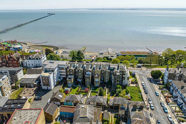 4c, Clifton Terrace, Southend-on-sea photo 3