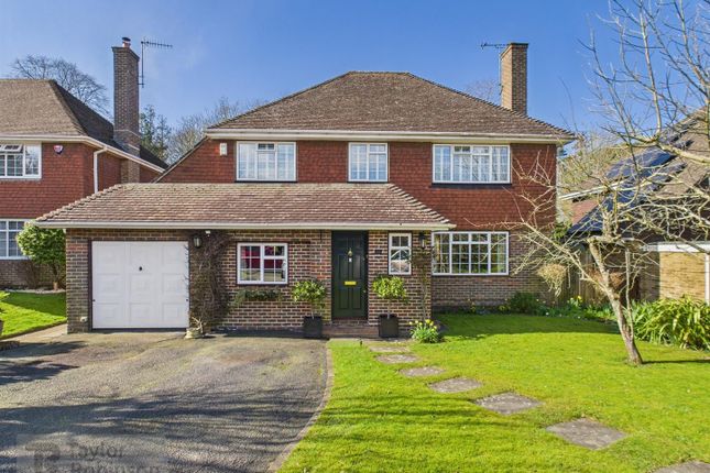 3-bed detached on 10, Goffs Close, Crawley, £685,000