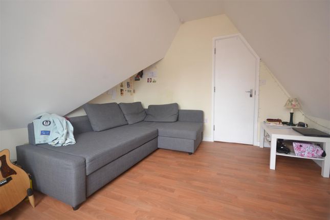 Flat 5, 14, Grange Avenue, Reading photo 3