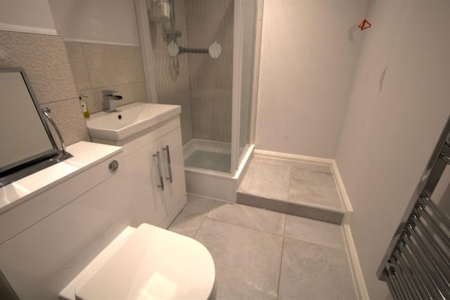 29, Albion Court, Billericay photo 4