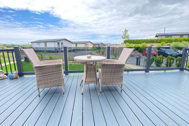 22 Magnolia, Rookery Manor Lodges, Edingworth, Weston-super-Mare photo 3