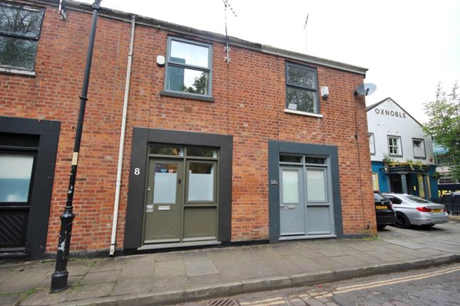 Mews house to rent in Stone Street, Manchester