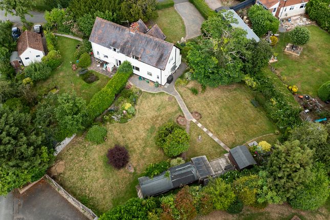 5, Pool Furlong, Stourbridge photo 2