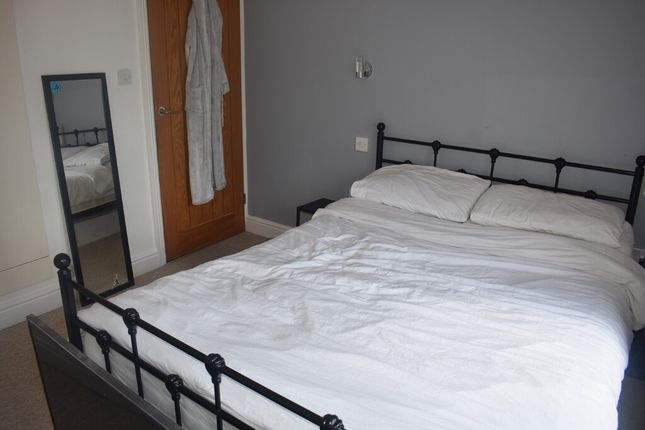 Flat 2, The Loft, Flat 2, The Loft, yeovil photo 5