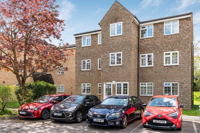 Thumbnail Flat for sale in Mayford Close, Beckenham