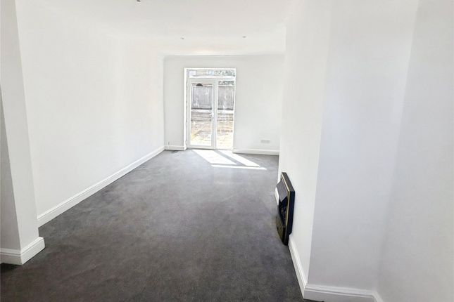 40, Woodfield Road, South Yorkshire photo 3
