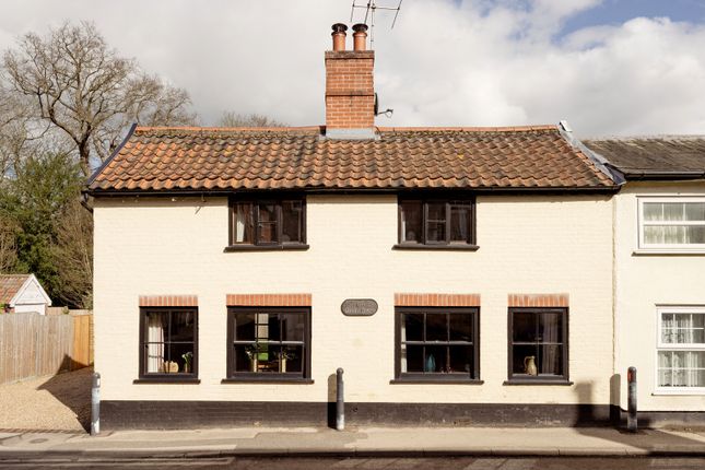 Old Bank House, High Street, Yoxford photo 2