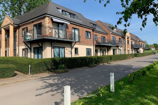 Thumbnail Flat for sale in Woolston Manor, Abridge Road, Chigwell, Essex