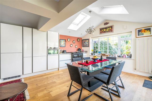 21, Rosetrees, Surrey photo 4