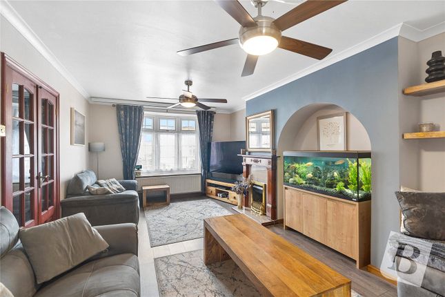 6, Croppath Road, Dagenham photo 2