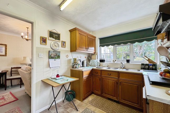211, Dovehouse Drive, Warwick photo 2