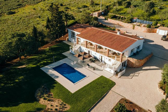 Detached house for sale in Estombar, Estômbar E Parchal, Lagoa Algarve