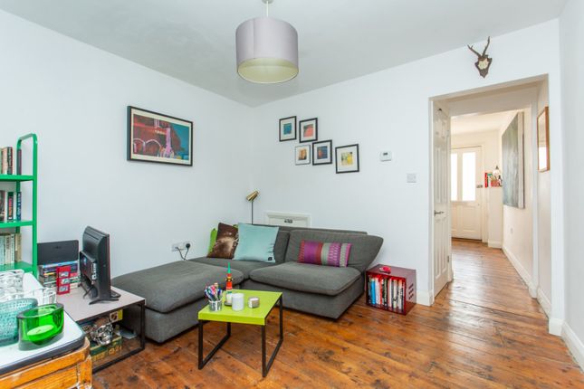 8, Canterbury Road, Whitstable photo 2