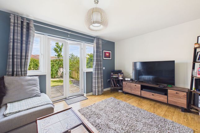 6 Brackenhill Crescent, Hamilton photo 2