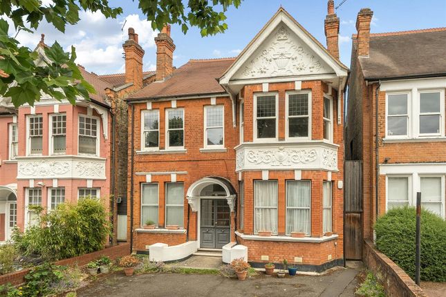 Flat Flat B, 28, Teignmouth Road, London photo 3
