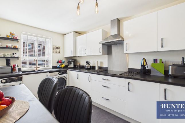 82, Turnberry Drive, Hebburn photo 3