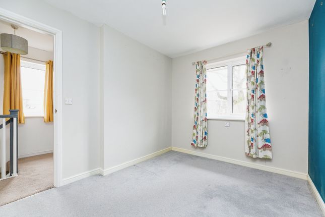 End terrace house for sale in Ironstone Crescent, Sheffield