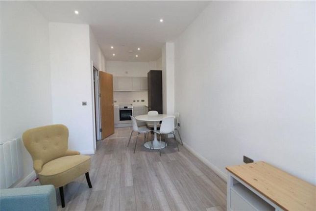 Flat 7, The Co-Operative, Coventry photo 2