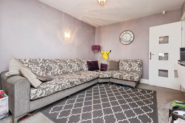 Charlbury Crescent, Birmingham photo 4
