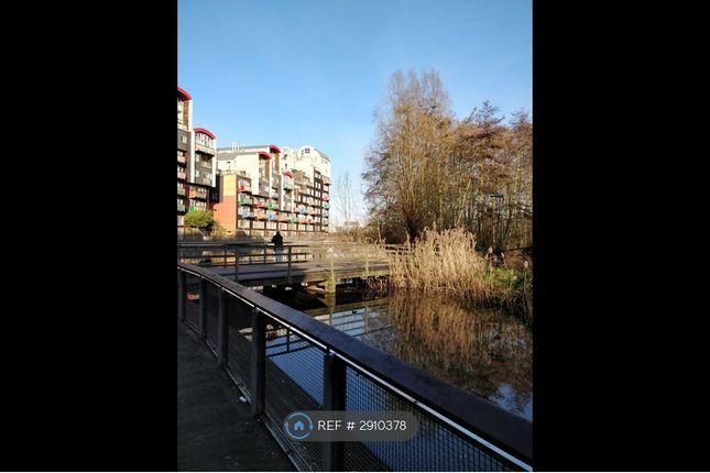 West Parkside, London photo 3