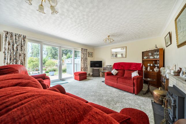 64, Abingdon Road, Witney photo 3