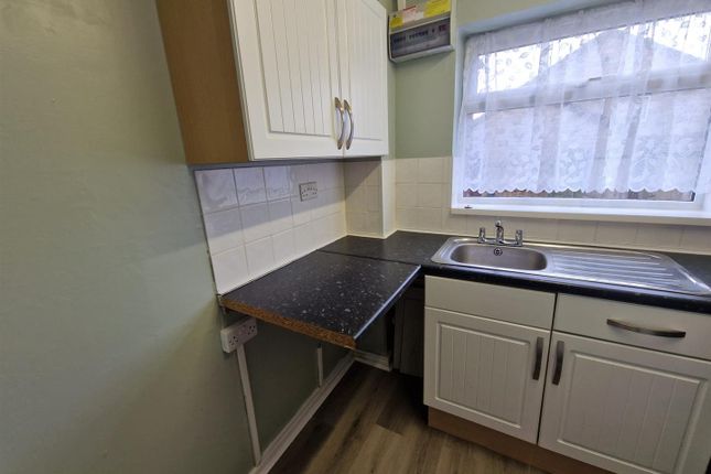 22, Ffordd Y Mynydd, Swansea photo 3