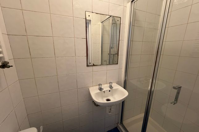 67, Priory Park Road, Queens Park photo 3