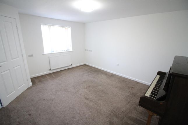 17, Fylde Lane, Manchester photo 2