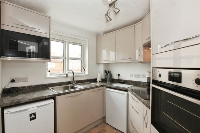 31, Tembani Court, Paignton photo 4